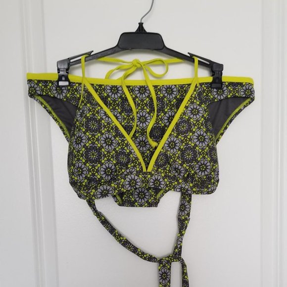 CONVERSE Women's Bikini Bathing Suit - Picture 1 of 5